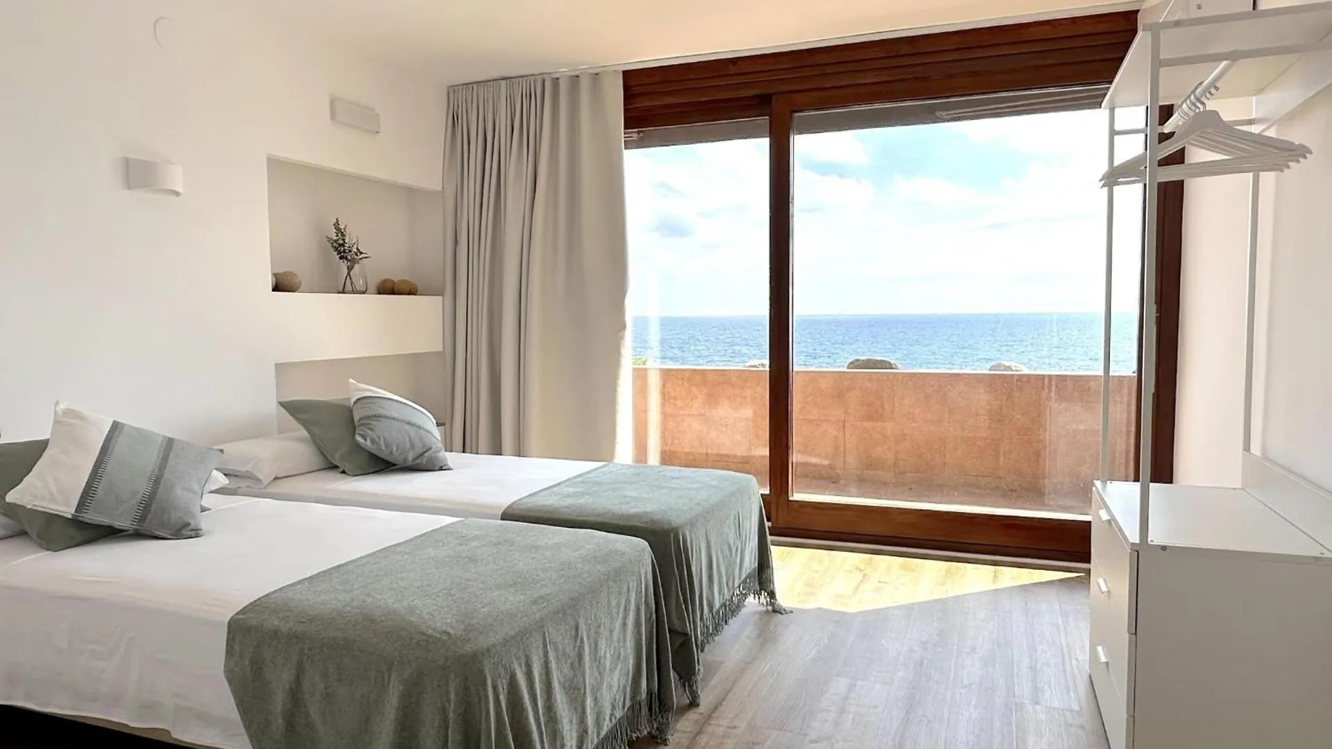 Duplex Frente Al Mar, Piscina Panoramica, Dos Pkg Lejlighed Tossa de Mar